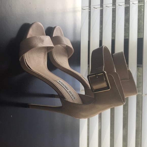 Steve Madden heels - Picture 2 of 4